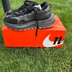 Nike Black Vaporwaffle Sacais Men’s